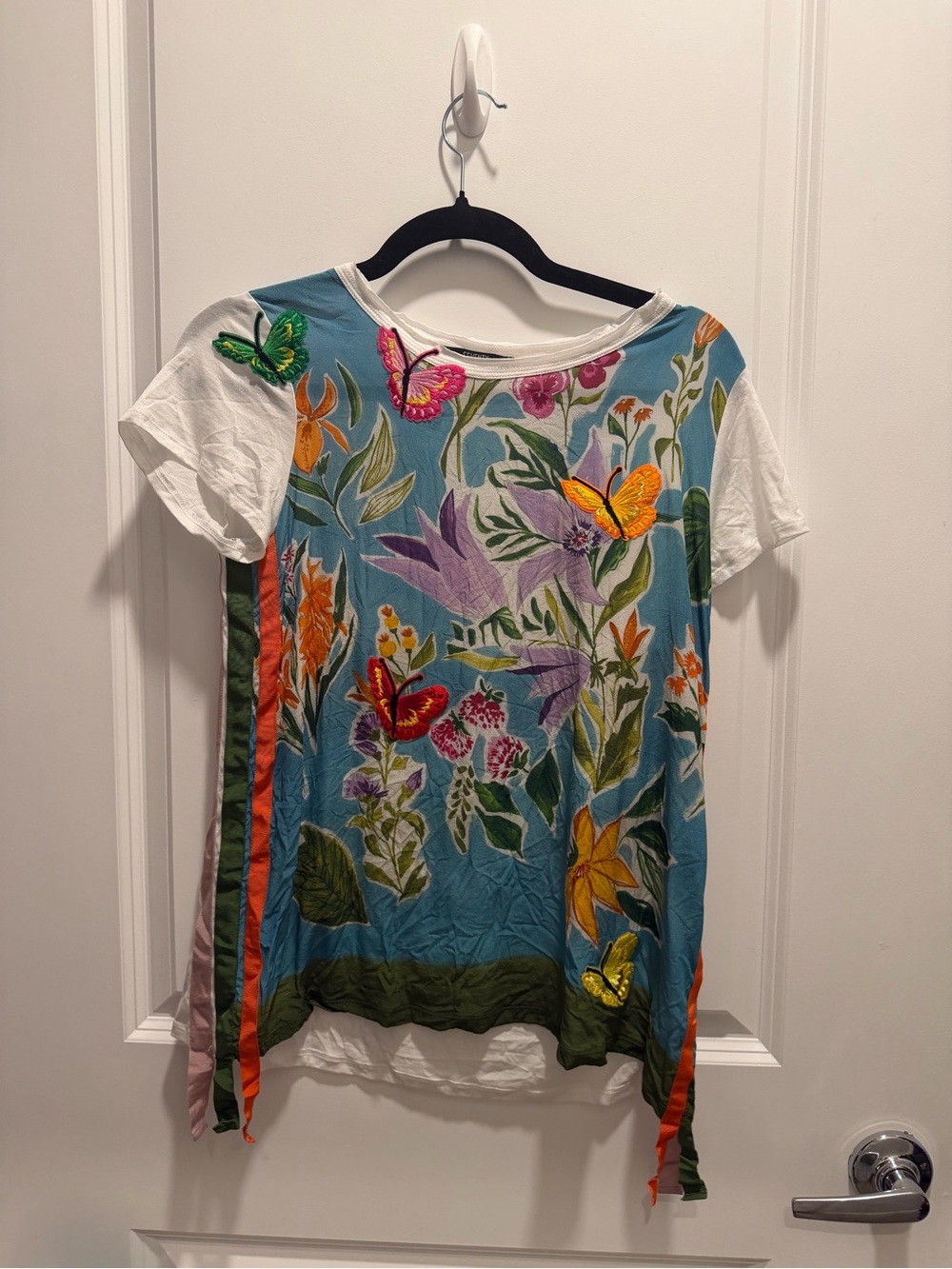 Seventy Blue Floral & Butterfly Embroidered Short Sleeve Linen Top